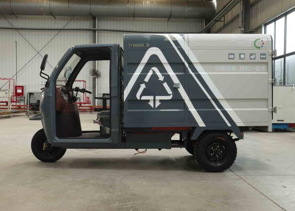 Self Loading And Unloading 3 Cubic Meter Rubbish Trucks For Urban Use