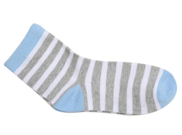 2016 Latest spring striped design knitted breathable cotton juniors socks