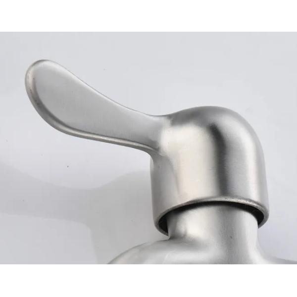 Garrafa clássica de banheiro com um único cabo polido de aço inoxidável cromo 304