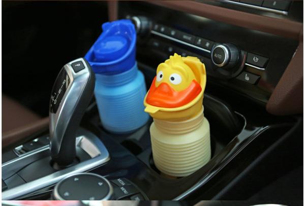 Plastic Cartoon Cute Baby Portable Potties Training Baby Standing Urine Toilet