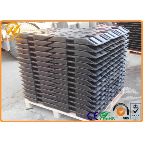 Portable Recycled Rubber Base , Muiti Function Durable Delineator Rubber Pole Base