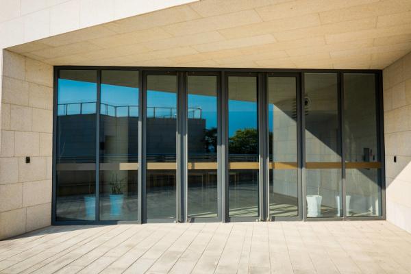 Aluminum Screen French Aluminum Doors Patio Doors Bi-Fold Barn Glass Folding Sliding Doors