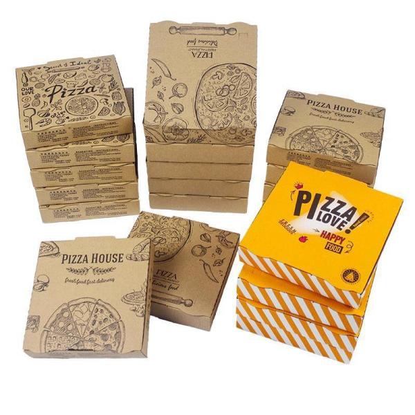 Boîtes à pizza en feuilles de papier ondulé