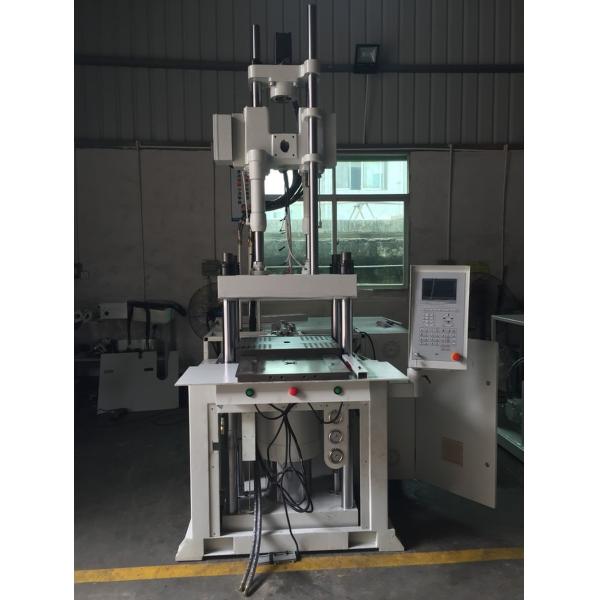 Precision 45T Vertical Plastic Injection Molding Machine For Precise / Accurate Production