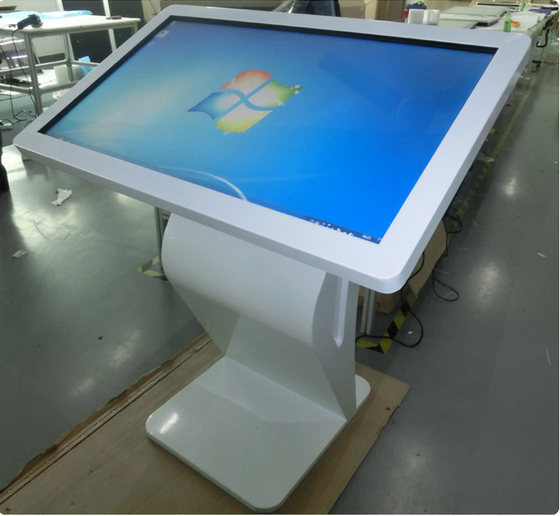 Shopping Mall Full HD Digital Signage Kiosk 50 Inch Display One Year Warranty