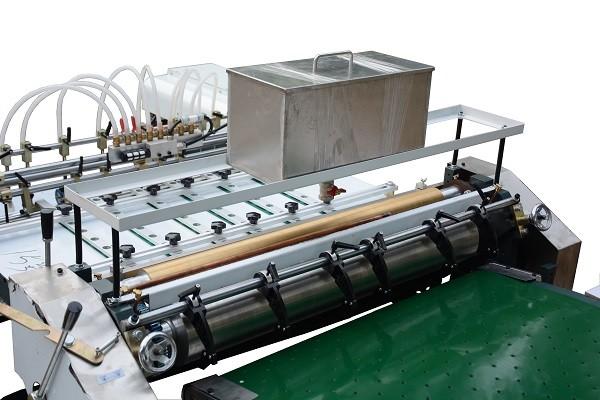 Automatic Gluing Machine For Candy Box / Sweet Box