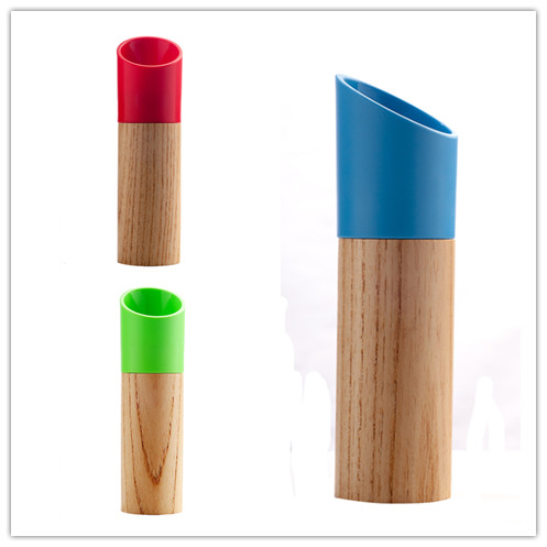 Manual Coarse Sea Salt Grinder Creative Wooden Pepper Powder Grinder
