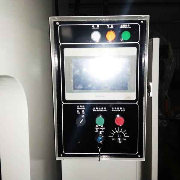 Sola máquina de aluminio neumática del sacador de agujero de la punzonadora 1000*1200m m de la manivela 63T con el alimentador