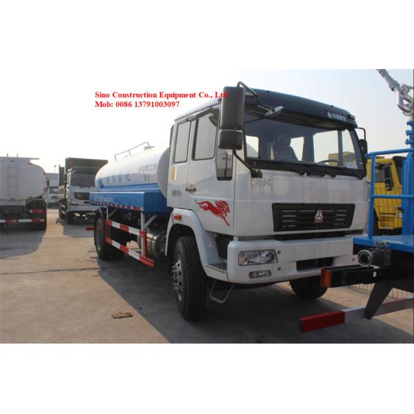 Sinotruk Howo 4x2 Liquid Tanker Truck 15000L Water Sprinkler Truck