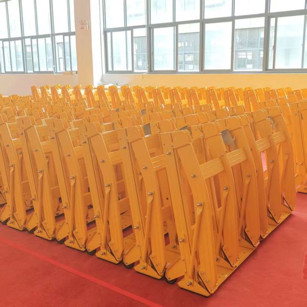 Collapsible Car Park Vehicle Security Barriers Rubber Sheet