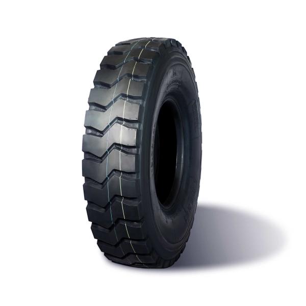 Deep Block Pattern 8.25 R20 Tyres Cuts Resistance Commercial Vehicle Tyres