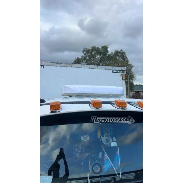 White 24v Truck Air Conditioner Units Vehicles 2800W Cooling Capacity