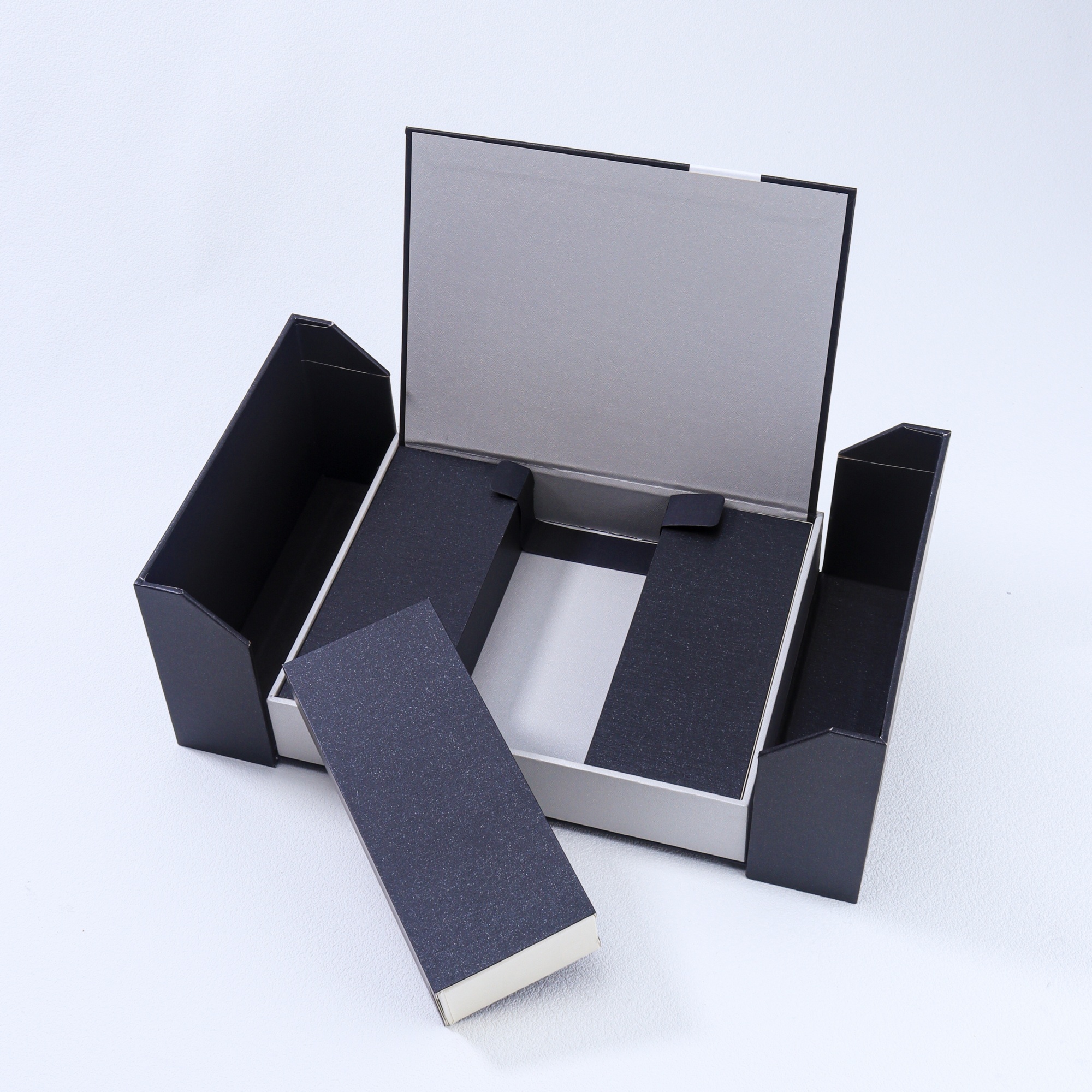 Luxury Flat Pack Gift Box with Dividers Easy Assembly Premium Velvet Interior for Watches Jewelry Cosmetics Black Silver