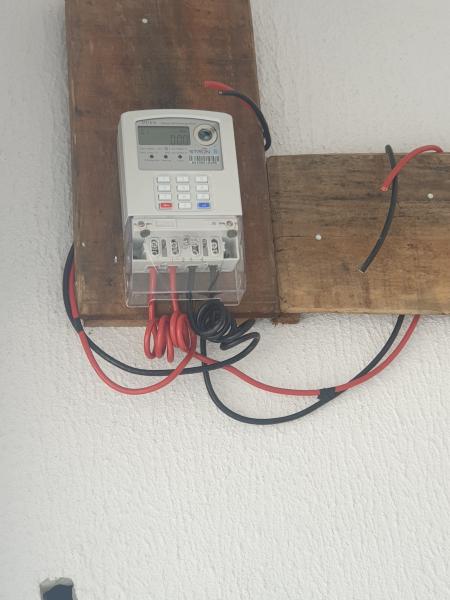 Mètre intelligent Blanc Mètre électrique intelligent prépayé Mode jeton prépayé Type Mètre intelligent Mètre intelligent Mètre intelligent