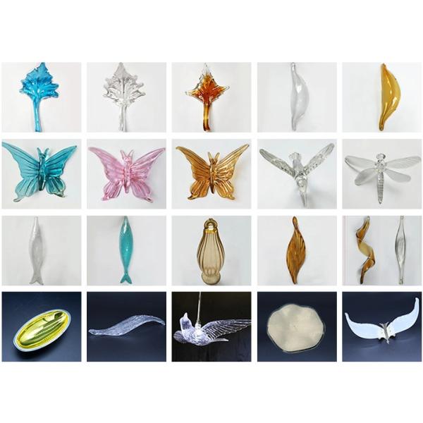 Внутреннее убранство Креативный зал Кристаллы Большие люстры Высокие места