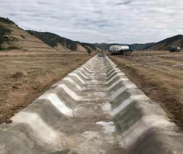 Watering and Solidifying for River Channel Reconstruction on Water Conservancy Highway