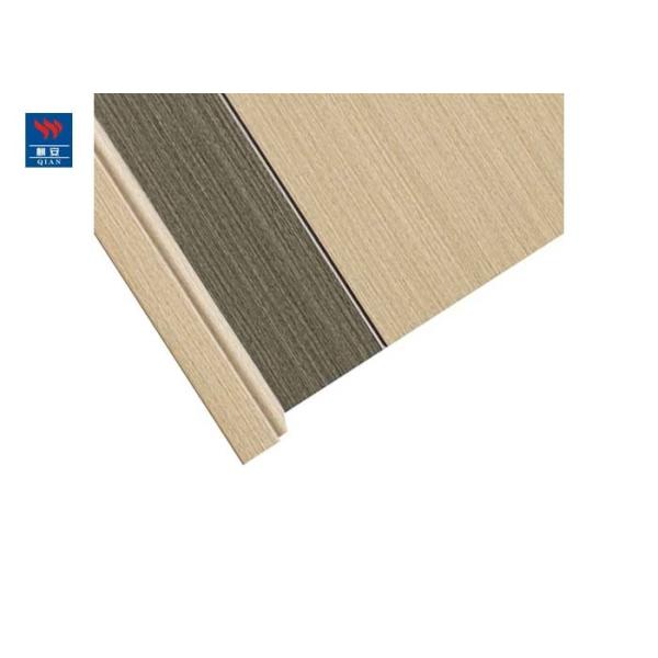 Декоративный Pvc прокатал двери Wpc деревянные Eco дружелюбные