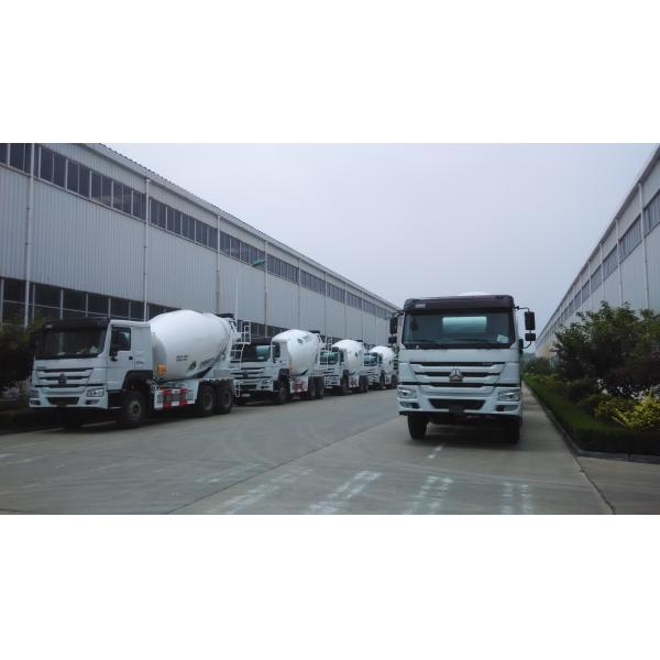 8cbm Cement Mixing Trucks , Concrete Mixing Transport Truck 336 HP