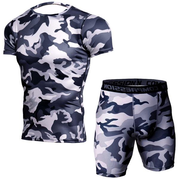 Gym Fitness Mens Swim Shirt Loose Fit , Rash Guard Suit Fancy Delicate Workmanship