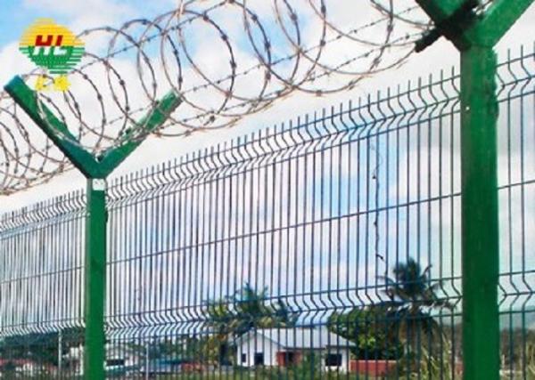 PVC Coated Concertina Wire Fence Green Color Galvanized