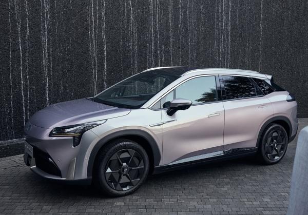 AION LX Plus Mini SUV EV Cars 400 Mile Range Ternary Lithium Battery