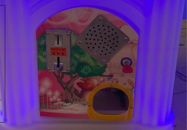 Guangzhou gaming factory children coin operated castle shooting arcade kids video racing game machines
