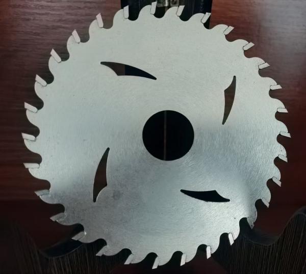 Frequency Welded PCD Circular Saw Blades for Smooth Cutting