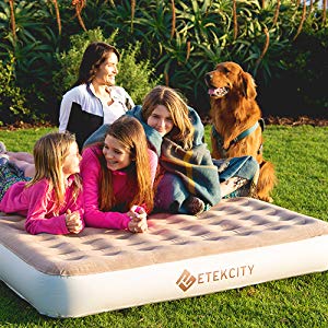King Size Flocked Air Bed For Home / Car 135 * 85 * 45CM 13 . 6 Gross weight