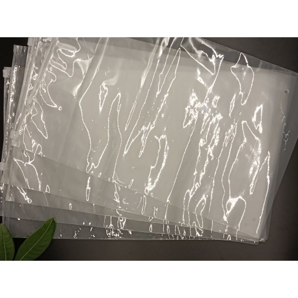 Dual Material Clear PE and Frosted CPE Construction Secure Seal CPE Zipper Bag for Storage