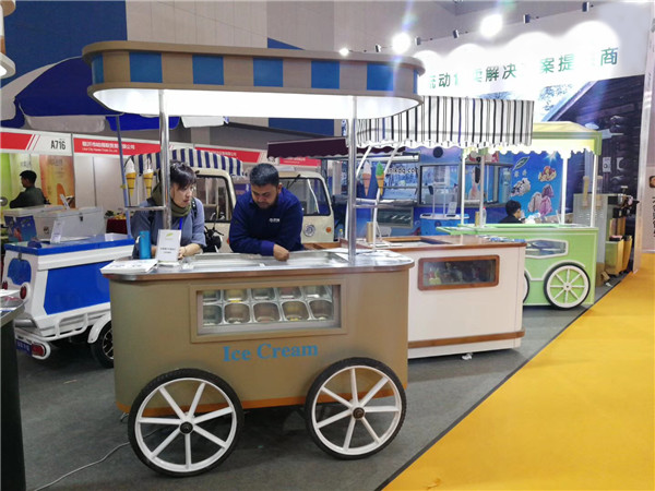 Multi-Function Coffee Carts Food Carts Mobile Food Cart for Ice Cream