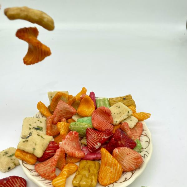 Semi Soft Crunchy 12 Month Shelf Life Rice Crackers Gluten Free Baked Snack