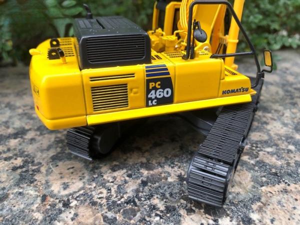 Excavateur en alliage de Komatsu PC400LC-8 à échelle 1/50 - Véhicule de construction sous fonte
