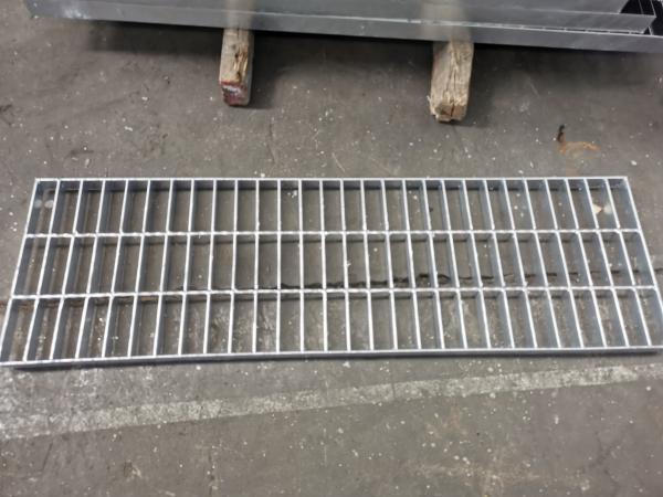 50*5mm Anti Corrosive Metal Grating Platform 4mm Thick Light Structure