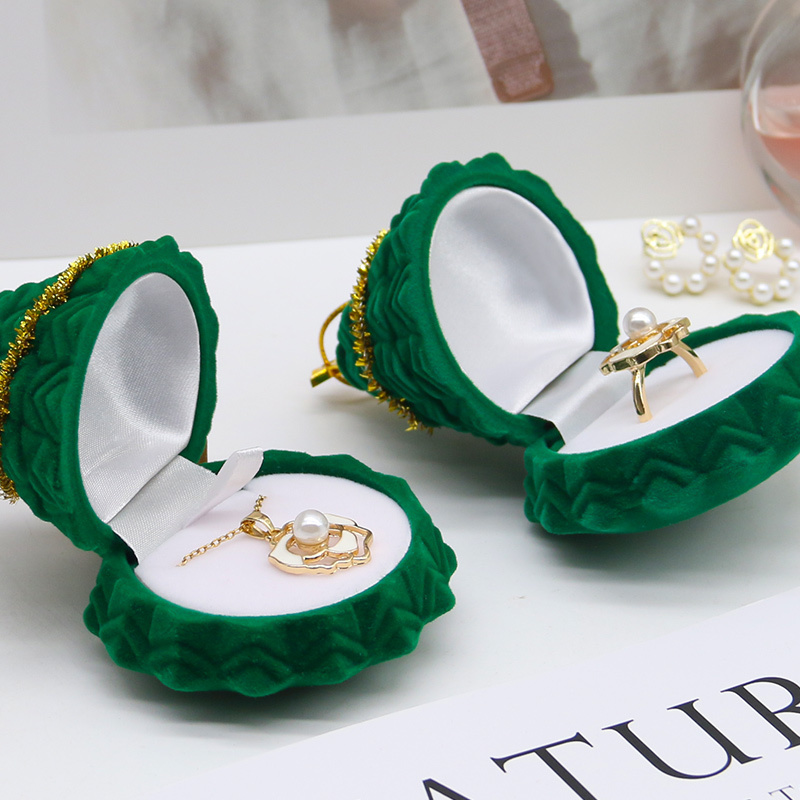 Small Velvet Christmas Tree Ornament Ring Box Customized Color