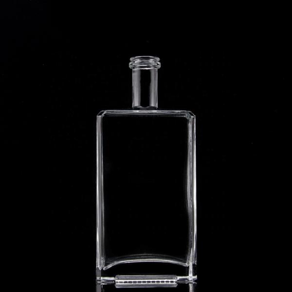 Botella de vidrio cuadrada de 500 ml de aceite de oliva virgen extra con manipulación de superficie personalizada