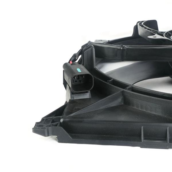 Conjunto OE17113452509 17113414008 17113401056 do radiador do fã elétrico de BMW X3 E83 400W 2003-2009