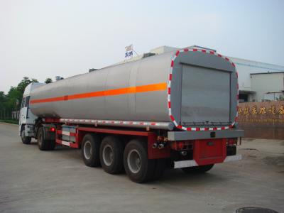Two Axle Bitumen Carrier Tankers For Bitumen Loading Transportation Heating