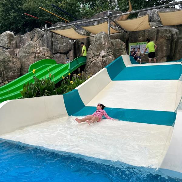 Indoor/Outdoor Water Park Equipment Popular Aqua Park Water Attractions Lazy River Machine and Wave Pool for Sale