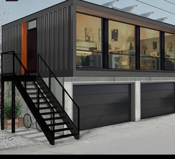 Família de aço da casa da casa pré-fabricada de 2 assoalhos que vive com a porta do vidro do parque de estacionamento