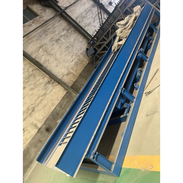 Gold Sluice Box with 98% Production Capacity 380v Voltage and 4.3*1.7*1m Dimension for High-Grade Concentrate