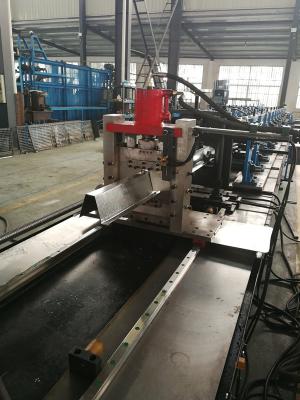 Rolo do chapéu alto de 15 estações que forma a máquina com poder principal do sistema de refrigeração 18.5kw
