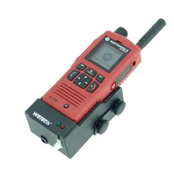 Compact and Powerful Wireless Walkie Talkie Motorola Digital Mobile Radio in 130 x 55 x 38 mm Size