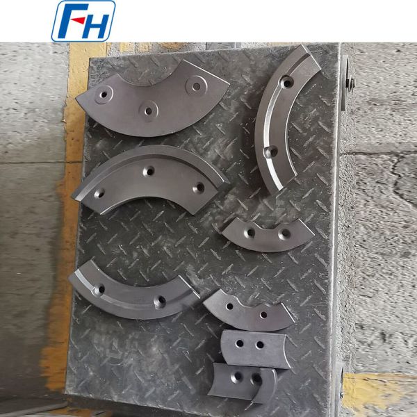 Concrete Mixer Wear Blades (Assorted Arc Types) | FH® OEM Replacement Parts for Global Markets