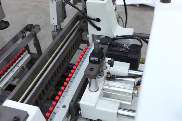 Máquina de perfuração do Woodworking da cabeça de perfuração 8 que fura furos em 21spindles de madeira 8lines