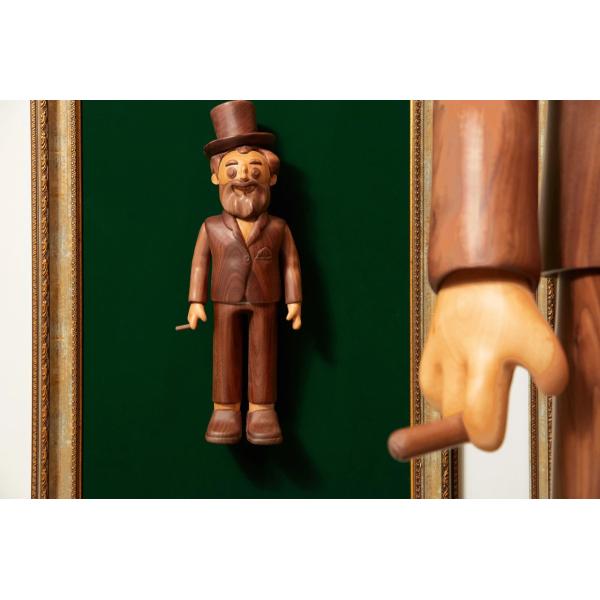 Smooth Surface Wooden Art Sculpture Exhibition For Gallery