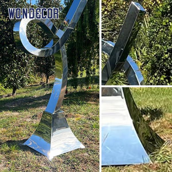 Гладкая кованая металлическая скульптура Нержавеющая сталь Скрученная спиральная колонна Геометрия