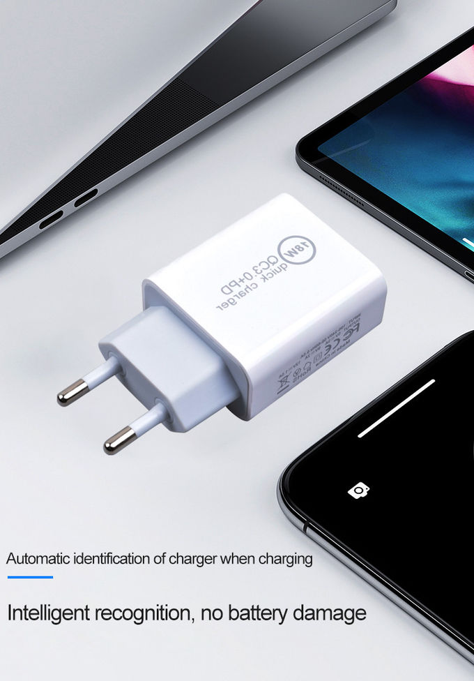 Заряжатель стены USB c порта 18W обязанности 2 Qualcomm 3,0 быстрый