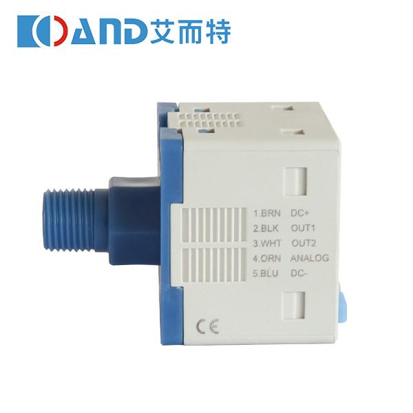 DP5 Pipe Digital Pressure Sensor 500kPa Withstandable Pressure For Non Corrosive Gas
