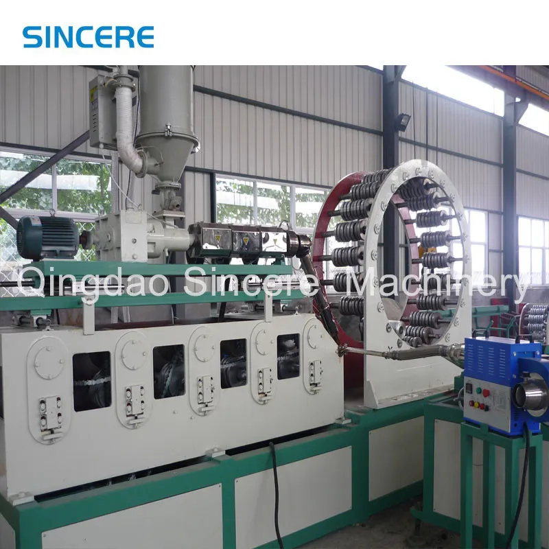 Ligne d'extrusion de tuyaux en spirale de remontage des eaux usées équipement d'extrusion de tuyaux en acier renforcé en plastique