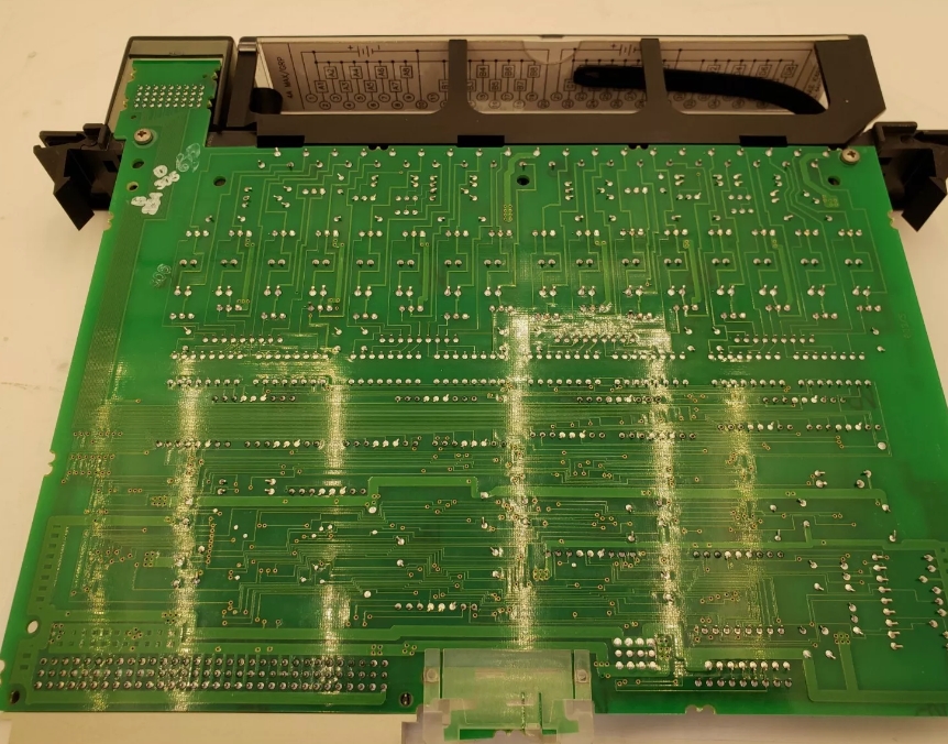 IC697MDL753 Дискритетный выходной модуль GE